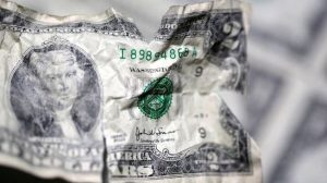 Analisis Dolar Menguat ke 98.87, Pasar Fokus ke Drama AS–China - Data Pasar 2025-10-13