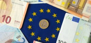 Analisis ECB Tahan Suku Bunga, EUR/USD Terkoreksi - Data Pasar 2025-10-31