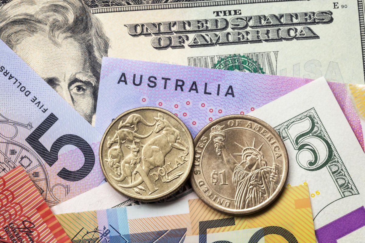 Analisis Yen Jatuh, Aussie Bangkit! Apa yang Terjadi di Pasar Mata Uang? - Data Pasar 2025-11-10