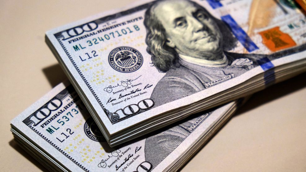 Analisis Dolar AS Melemah, Komoditas Dapat Angin Segar - Data Pasar 2025-12-09