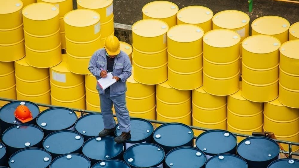 Analisis AS Terkait Ketegangan Global, Apa Dampak Ke Minyak? - Data Pasar 2025-12-26