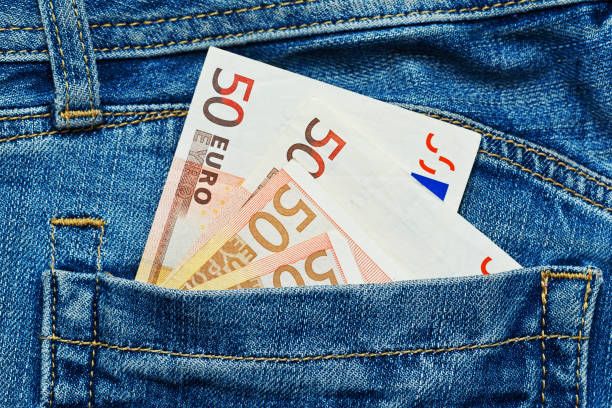 Analisis EUR/USD Naik Tipis, Pasar Tunggu Keputusan ECB dan Arah Suku Bunga - Data Pasar 2026-03-19