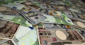 Analisis EUR/USD Turun ke 1,168, Dolar Menguat di Mode Risk-Off - Data Pasar 2026-04-13