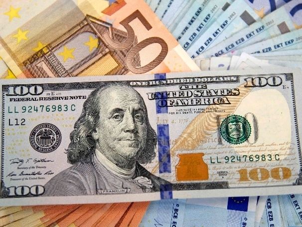 Analisis Dolar Bertahan Dekat Puncak Sepekan, Geopolitik dan CPI Panas Dorong Yield - Data Pasar 2026-05-13