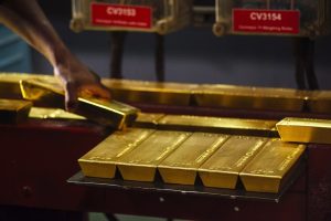 Analisis Emas Turun dari Puncak Dua Pekan saat Dolar Menguat dan Pasar Tunggu Data AS - Data Pasar 2026-06-01