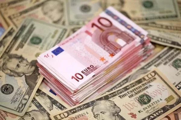 Analisis Selisih Kebijakan Tekan EUR/USD - Data Pasar 2026-06-24