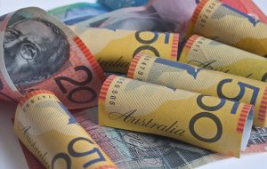 Analisis Dolar Australia Tertekan saat Dolar AS Kembali Menguat - Data Pasar 2026-08-03