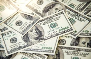 Analisis Dolar Stabil Dekat Terendah, Pasar Pangkas Ekspektasi Fed Hike - Data Pasar 2026-08-18