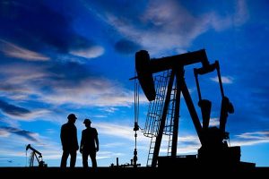 Analisis Minyak Turun Jelang Sanksi Baru AS ke Iran - Data Pasar 2026-08-24